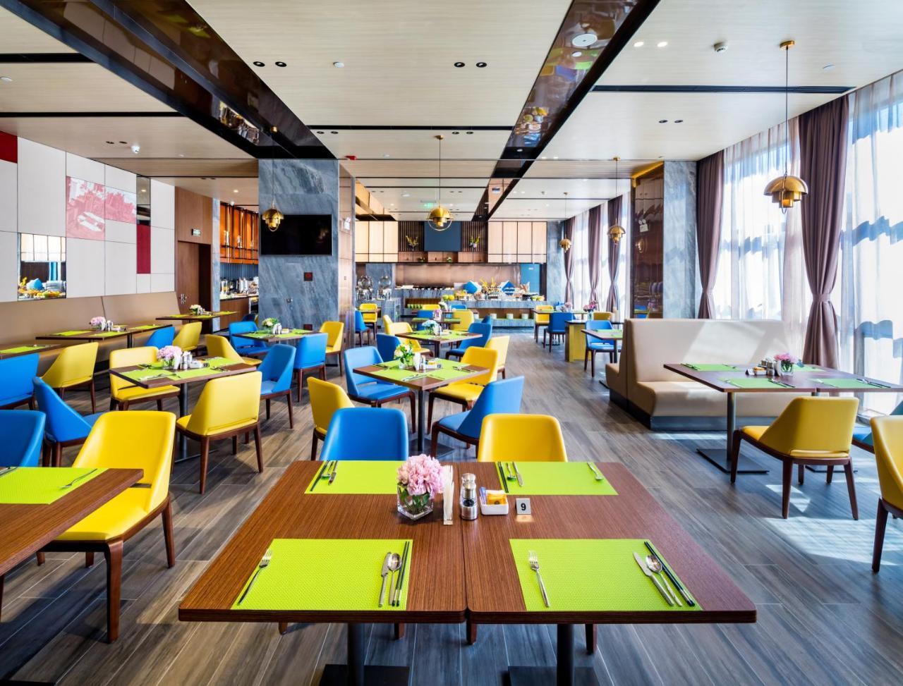 Готель Hampton By Hilton Guangzhou Huadu Екстер'єр фото
